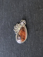 Load image into Gallery viewer, Sterling Silver + Montana Agate Floral Necklace