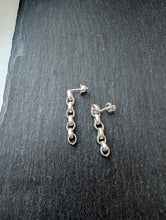 Load image into Gallery viewer, Simple Sterling Silver Oval Rolo Chain Dangle Earrings