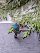 Load image into Gallery viewer, Hubei Turquoise + Sterling Silver Ring- Size 5
