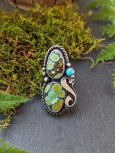 Load image into Gallery viewer, 3 Stone Hubei Turquoise + Sterling Silver Ring - Size 6