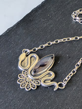 Load image into Gallery viewer, Sterling Silver + Montana Agate Choker Style Snake Necklace
