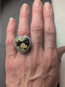 Yellow Turquoise Heart + Sterling Silver Ring - Size 6.75