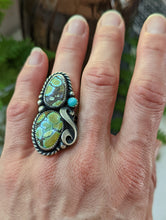 Load image into Gallery viewer, 3 Stone Hubei Turquoise + Sterling Silver Ring - Size 6

